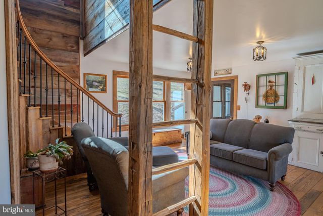 651 ROBINSON RD, Newport, PA 17074