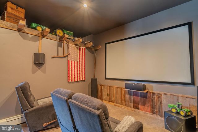 651 ROBINSON RD, Newport, PA 17074