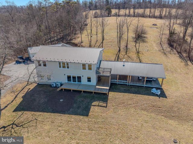 651 ROBINSON RD, Newport, PA 17074