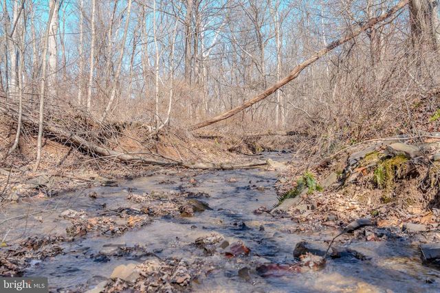 651 ROBINSON RD, Newport, PA 17074