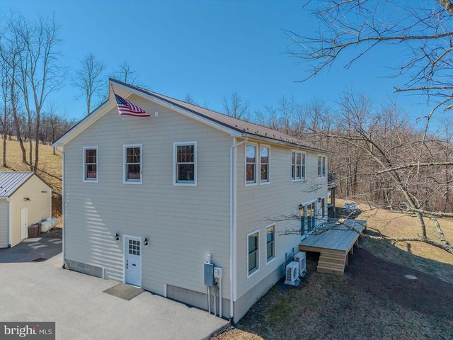 651 ROBINSON RD, Newport, PA 17074