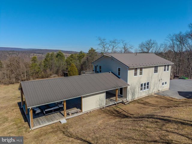 651 ROBINSON RD, Newport, PA 17074