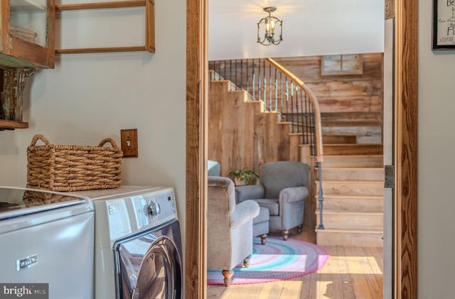 651 ROBINSON RD, Newport, PA 17074