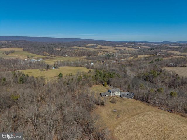 651 ROBINSON RD, Newport, PA 17074