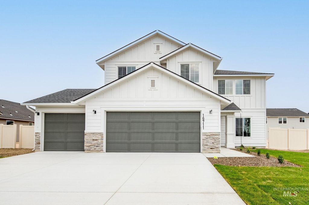 16711 Sentinel Ave, Caldwell, ID 83607