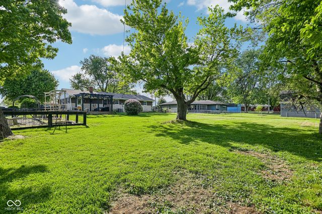 1892 Averitt Road, Greenwood, IN 46143