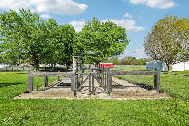 1892 Averitt Road, Greenwood, IN 46143