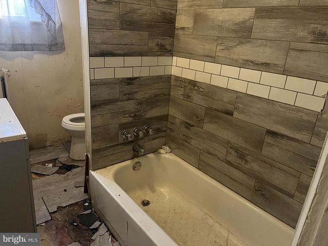 1173 WHITMAN AVE, Camden, NJ 08104