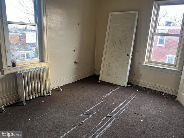 1173 WHITMAN AVE, Camden, NJ 08104