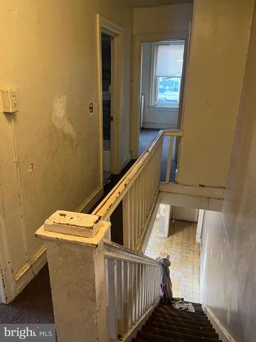 1173 WHITMAN AVE, Camden, NJ 08104