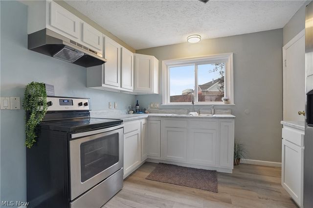 410 Beryl Drive, Kent, OH 44240