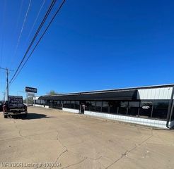 4615 N Highway 71, Alma, AR 72921