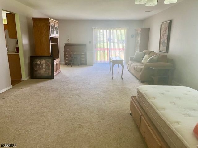 12 Meadow Lakes, Hamburg Boro, NJ 07419