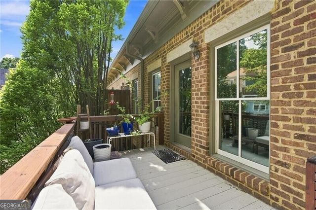 817 Highland Green Way NE, Atlanta, GA 30306