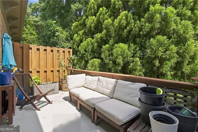 817 Highland Green Way NE, Atlanta, GA 30306