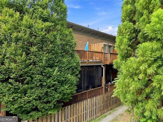 817 Highland Green Way NE, Atlanta, GA 30306