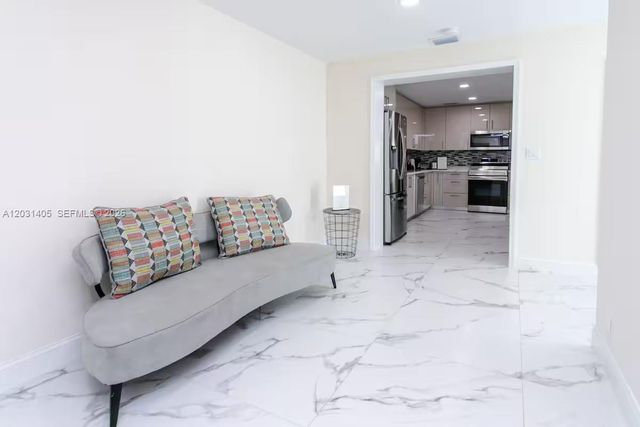 1716 Liberty St, Hollywood, FL 33020