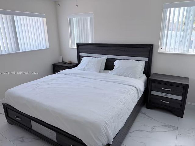 1716 Liberty St, Hollywood, FL 33020