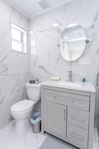 1716 Liberty St, Hollywood, FL 33020