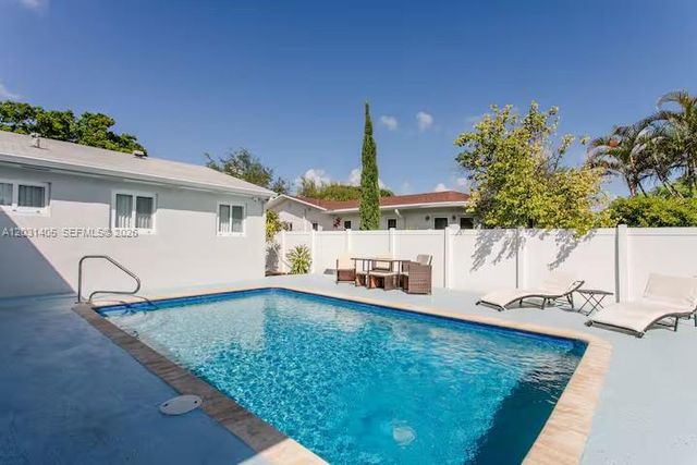 1716 Liberty St, Hollywood, FL 33020