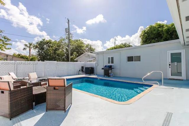 1716 Liberty St, Hollywood, FL 33020