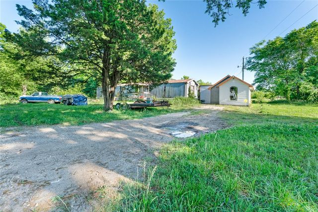 16785 Ditmars Road, Prairie Grove, AR 72753