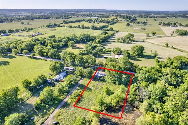 16785 Ditmars Road, Prairie Grove, AR 72753