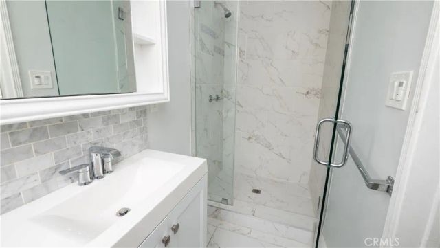 1541 N Stanley Avenue, Los Angeles, CA 90046