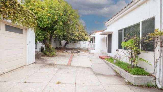 1541 N Stanley Avenue, Los Angeles, CA 90046