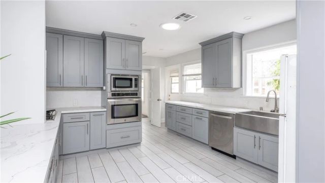 1541 N Stanley Avenue, Los Angeles, CA 90046