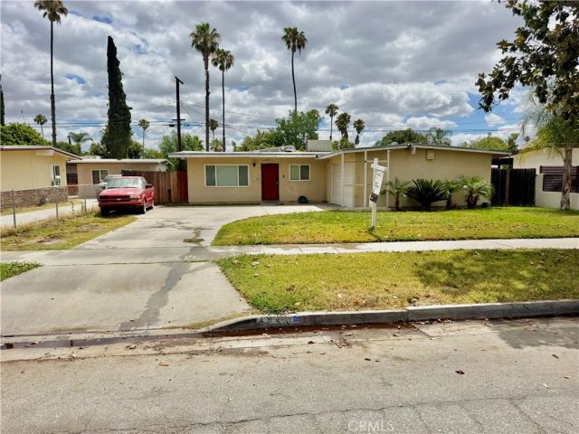 6688 Phoenix, Riverside, CA 92504
