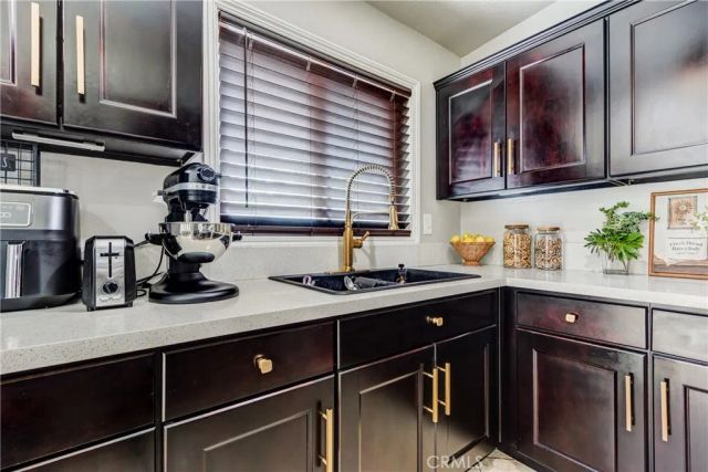 6688 Phoenix, Riverside, CA 92504