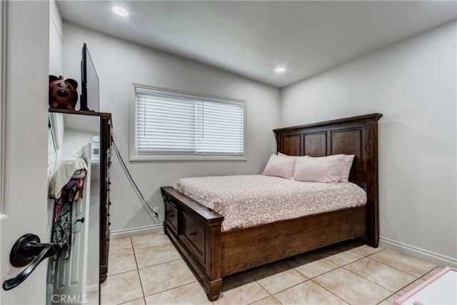 6688 Phoenix, Riverside, CA 92504