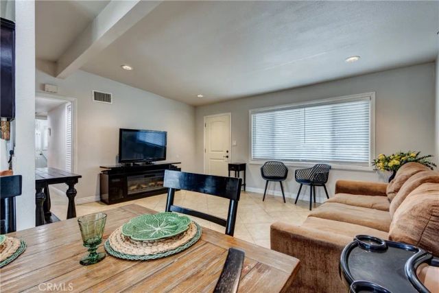 6688 Phoenix, Riverside, CA 92504
