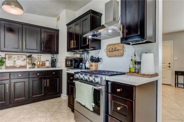 6688 Phoenix, Riverside, CA 92504
