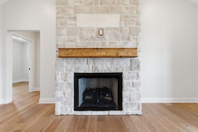 225 Brandenburg Way, Richmond, KY 40475