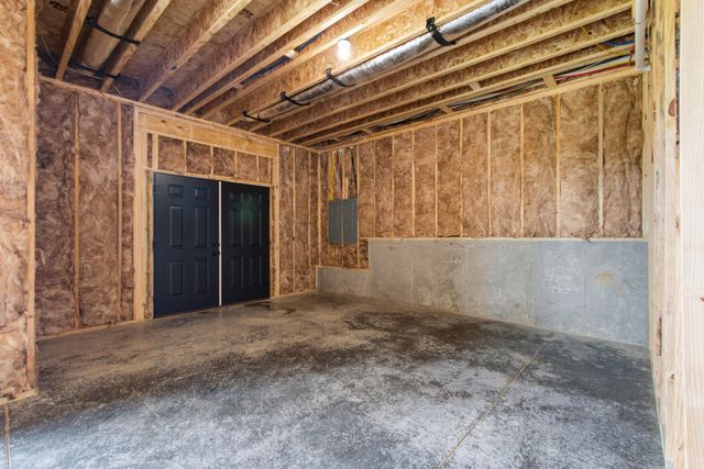 225 Brandenburg Way, Richmond, KY 40475