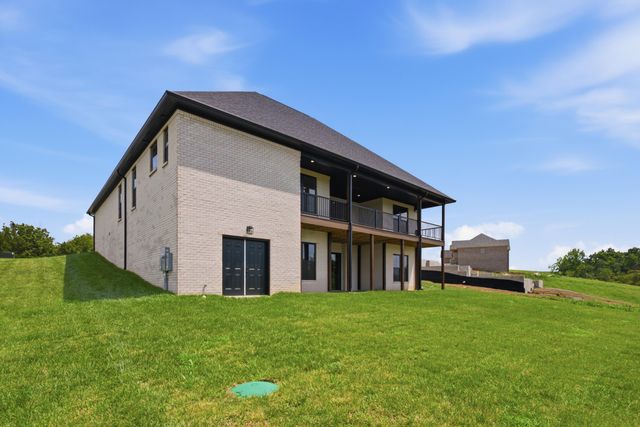 225 Brandenburg Way, Richmond, KY 40475