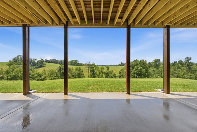 225 Brandenburg Way, Richmond, KY 40475