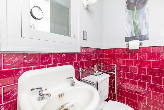 124 Emerson Hough Drive, Newton, IA 50208