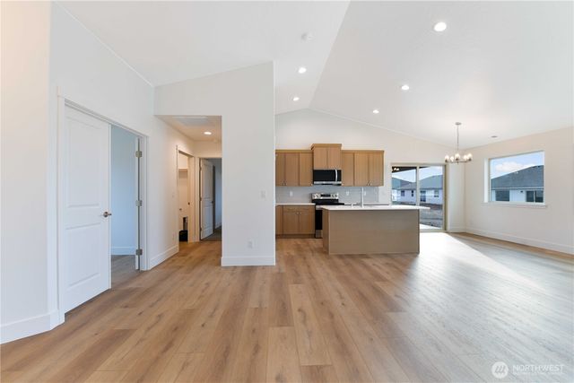 316 N Montana Street, Moses Lake, WA 98837