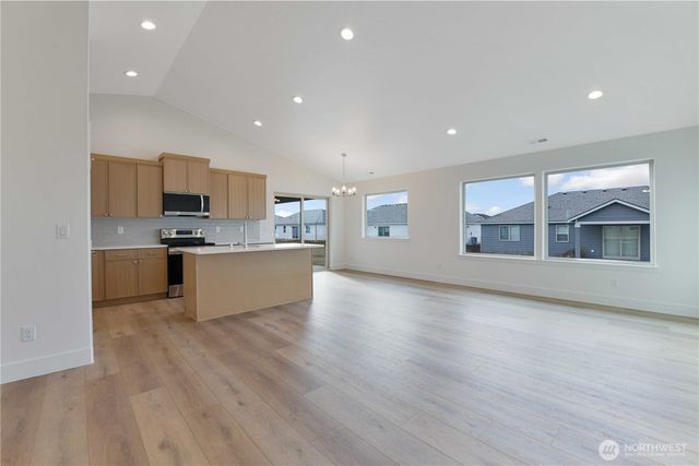 316 N Montana Street, Moses Lake, WA 98837