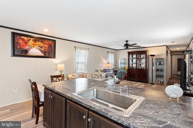 234 IRIS RD, Mullica Hill, NJ 08062