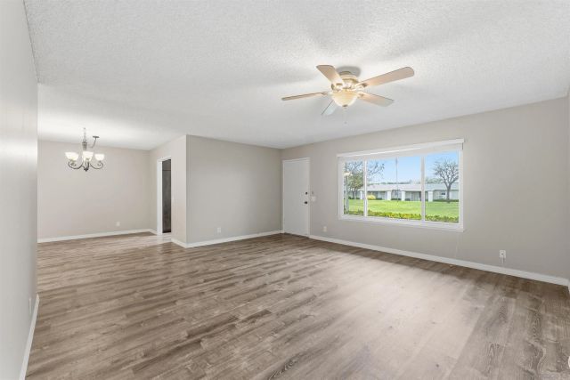 3625 Dearborn St, Oceanside, CA 92057