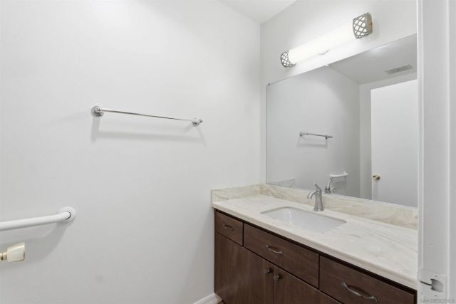 3625 Dearborn St, Oceanside, CA 92057