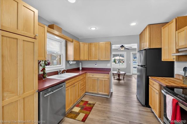 6015 Wilmer Street, Westland, MI 48185