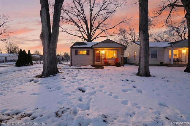 6015 Wilmer Street, Westland, MI 48185