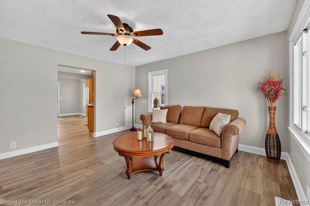 6015 Wilmer Street, Westland, MI 48185