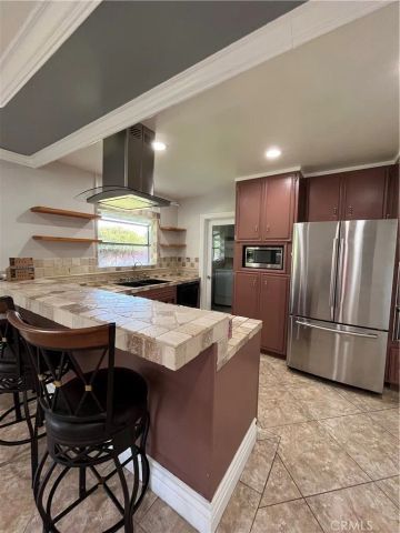 608 Falcon Lane, Redlands, CA 92374