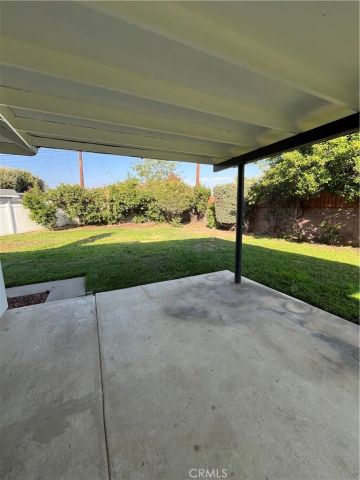 608 Falcon Lane, Redlands, CA 92374
